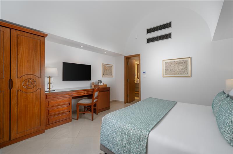 JAZ Pyramids Resort